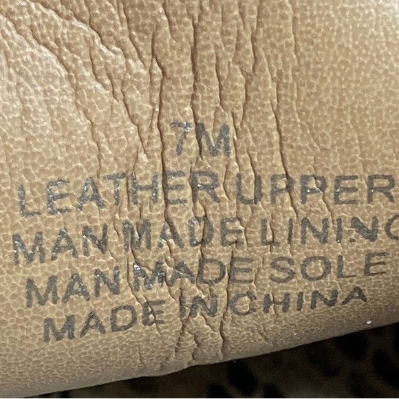 Gianni Bini Gold Metallic Leather Wood Bottom Oxford Shoes Womens Size 7 - Picture 8 of 8